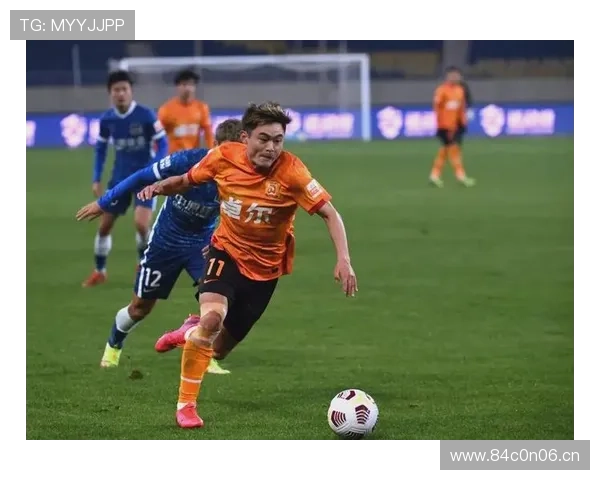 中超最新动态:多队引援布局揭晓新赛季战力格局分析 - 副本 (3) 中超最新动态:多队引援布局揭晓新赛季战力格局分析 - 副本 (3)