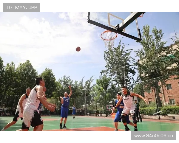 免费篮球比赛直播全面开启 热血赛事精彩纷呈 不容错过 - 副本 (3) 免费篮球比赛直播全面开启 热血赛事精彩纷呈 不容错过 - 副本 (3)